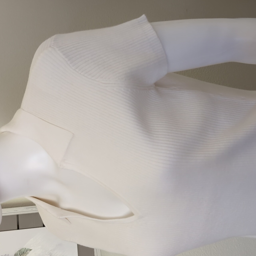 Bass SzM Cotton Sweater Cap Sleeve Winter White V-neck Collar NWT